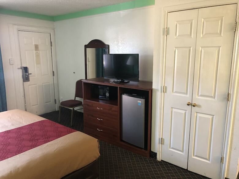 Hotel Americas Best Value Inn Denver