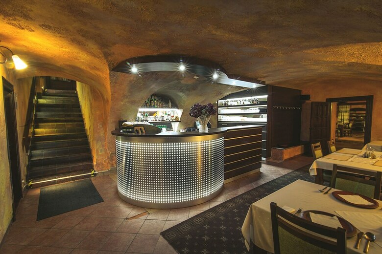 Arkada Hotel