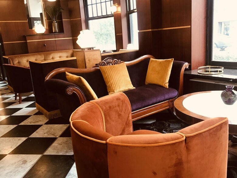 Gatsby Hotel