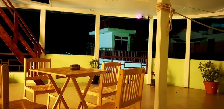 Hotel Hibiscus Holidays