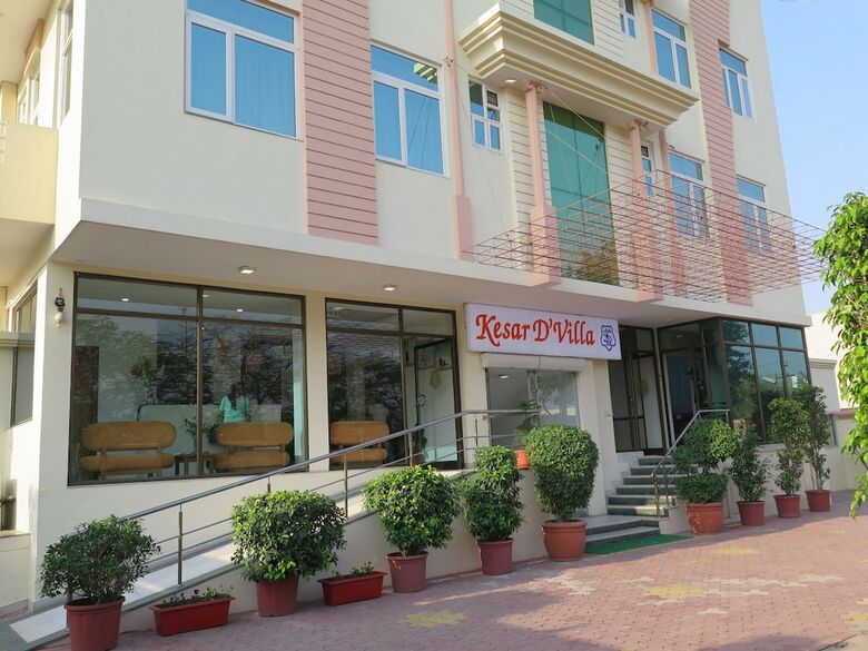 Hotel Kesar D Villa