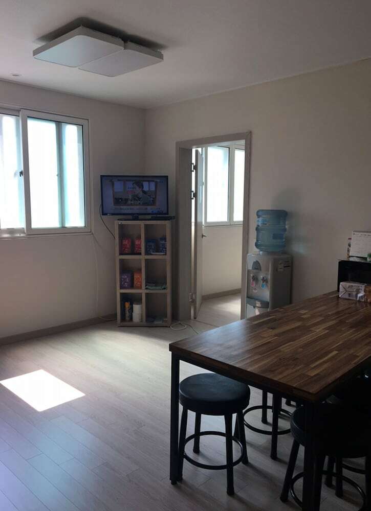 Hostal Backpack Season 2 Guesthouse - Hostel