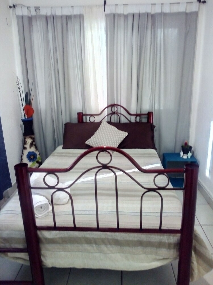 Bed & Breakfast Hostal Eclipse