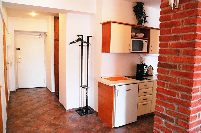 True Old Town Square Apartments