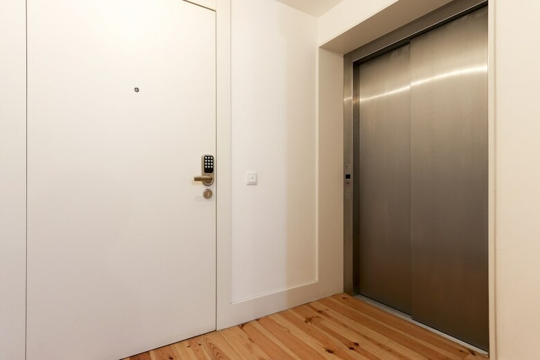 Apartamentos Combro Suites By Homing