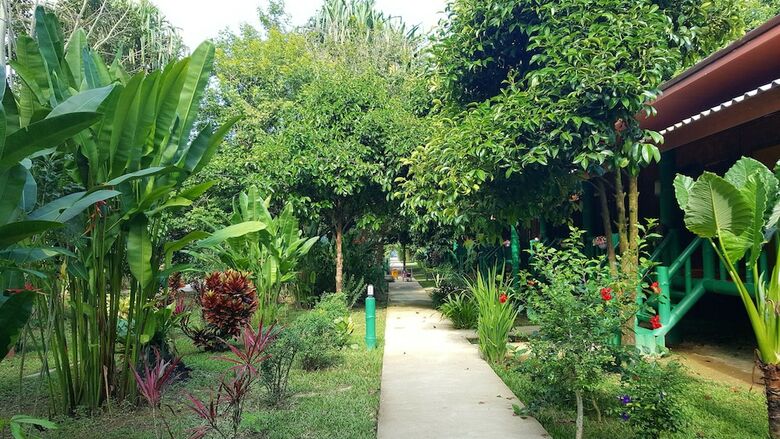 Hotel The Royal Bamboo Lodge