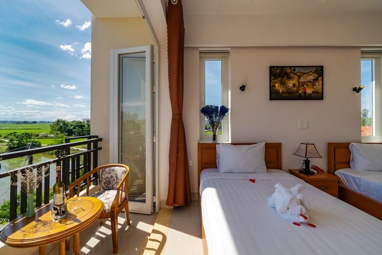 Hotel Ideal Villa And Hostel