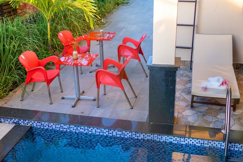 Hotel Ideal Villa And Hostel