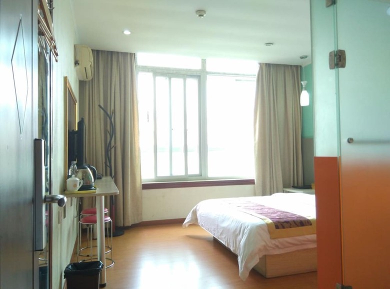 Donghua Hotel-guangzhou Exhibition Branch