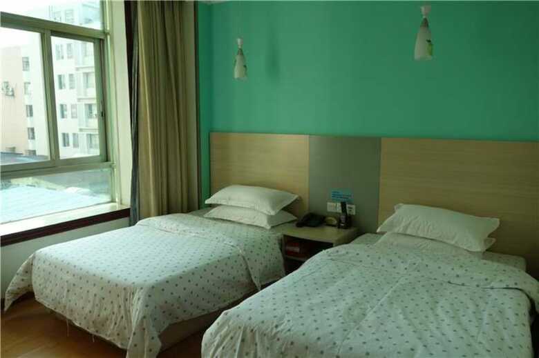 Donghua Hotel-guangzhou Exhibition Branch