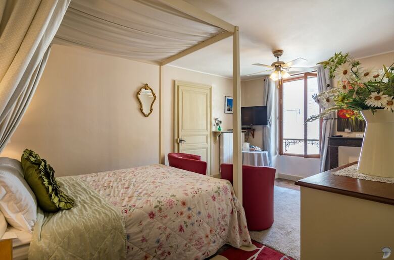 Hotel Maison D'angle - In The Historical District