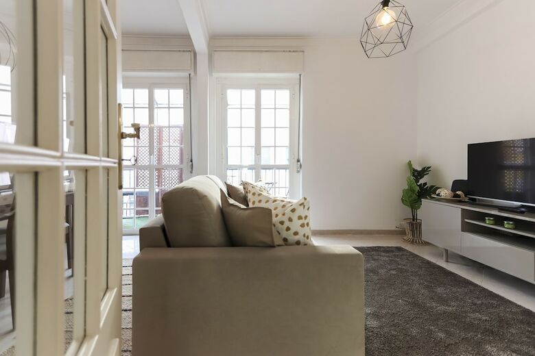 Apartamentos Principe Real Balcony By Homing