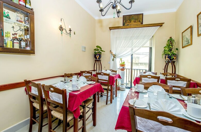 Hotel Lantern Guest House