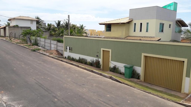 Flat House Beach