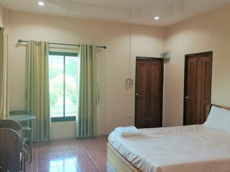 Hotel Aromdee Resort
