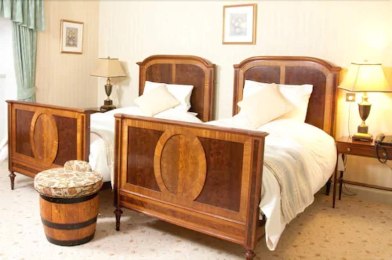 Lynnfield Hotel
