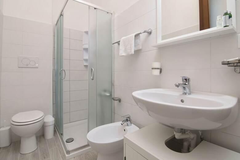 Apartamento S & L House