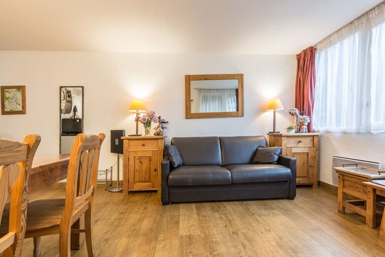Apartment Mummery 1
