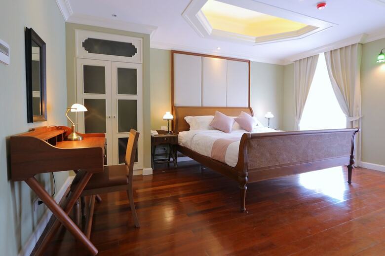 Hotel Hiranyakul  House
