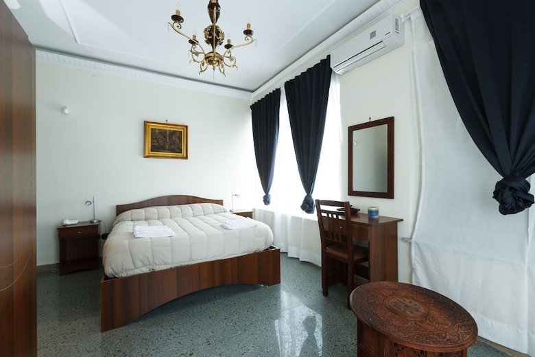 Villa Emilia - Near Flavian Amphitheater