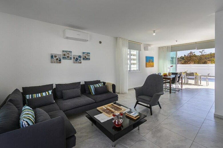 Protaras Villa Araella