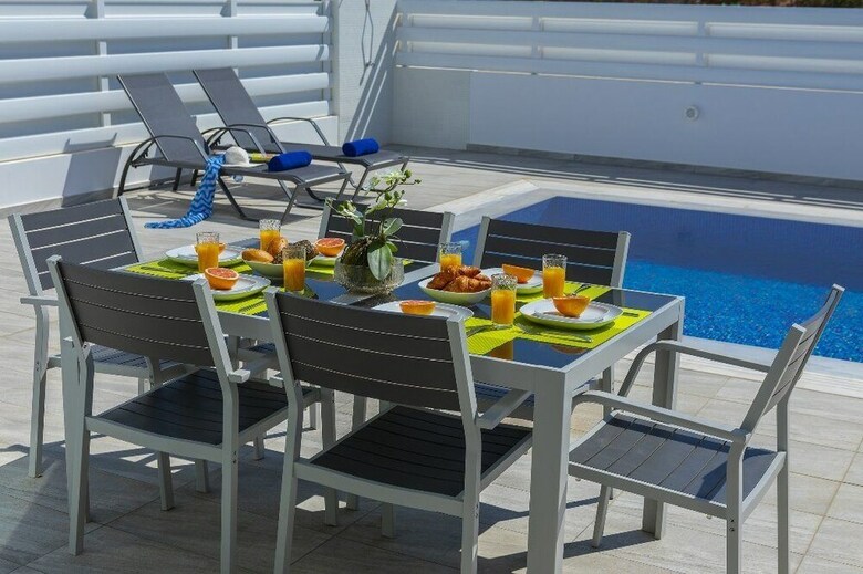 Protaras Villa Araella