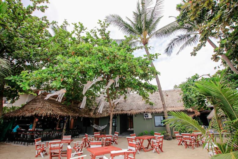 Hostal Bandon Beach Bar & Hostel - Adults Only