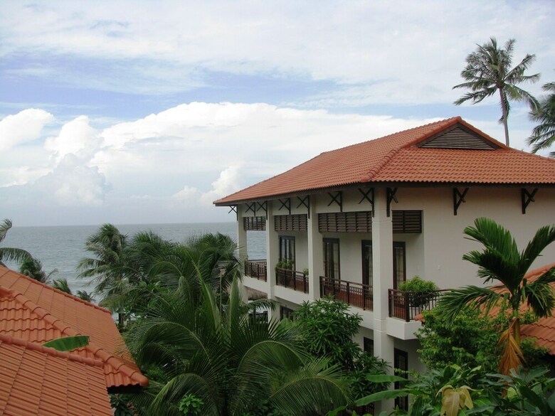 Hotel Vuon Tra Resort