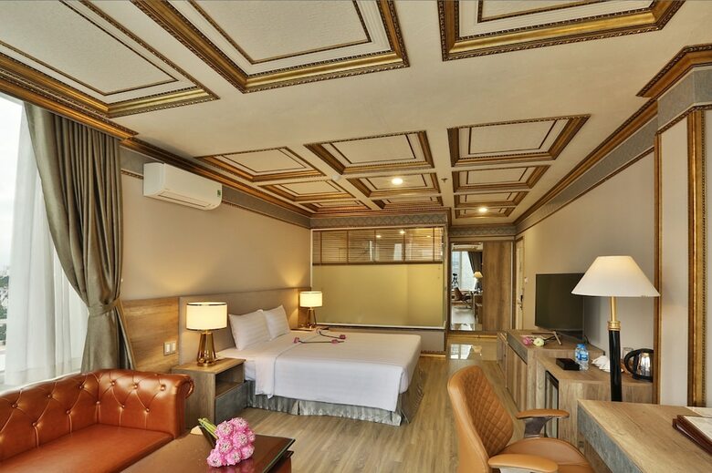Lotus Saigon Hotel