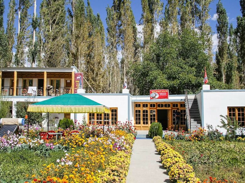 Hotel Ibex Guest House
