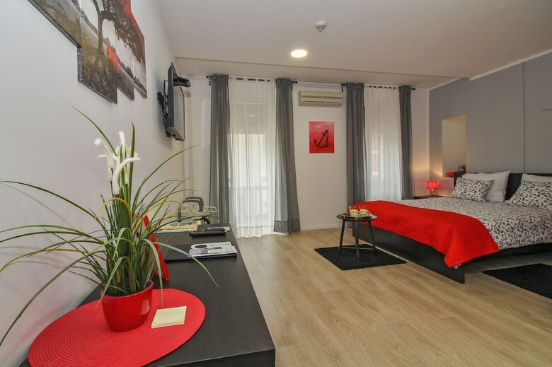 Hotel Sir John's Rooms