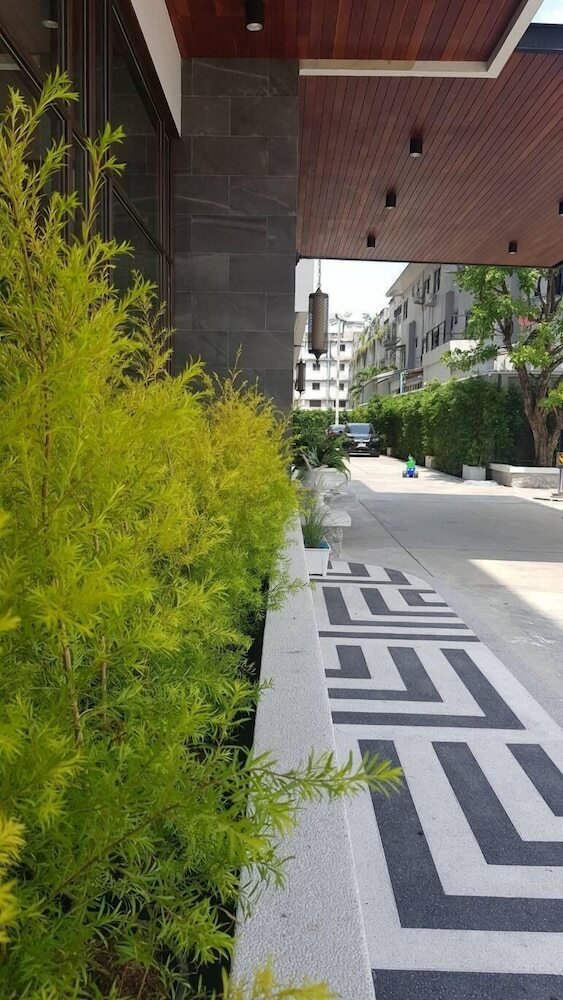 Hotel Vst Residence Thepharak