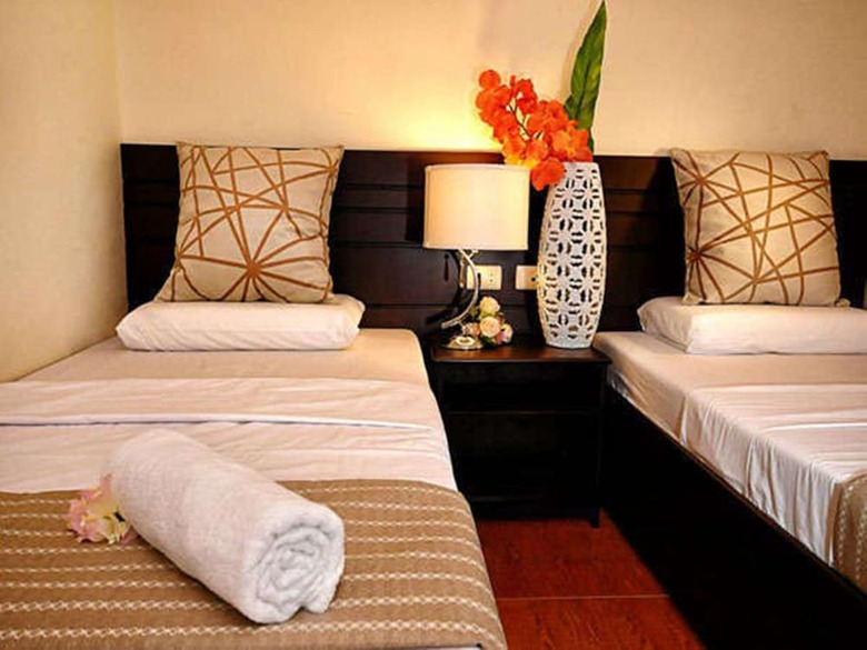 Orchard Hotel