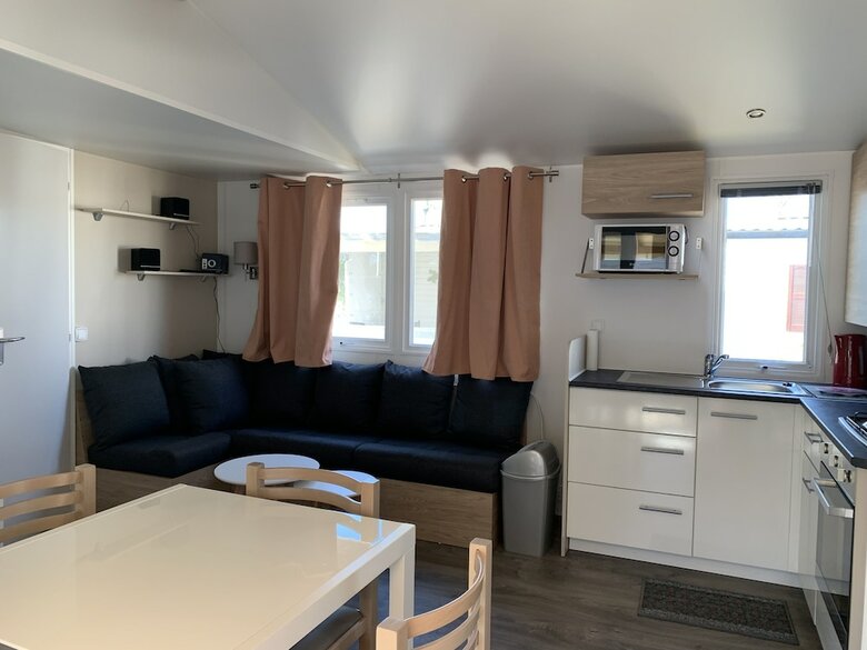 Camping La Carabasse Mobilhome � Vias Plage