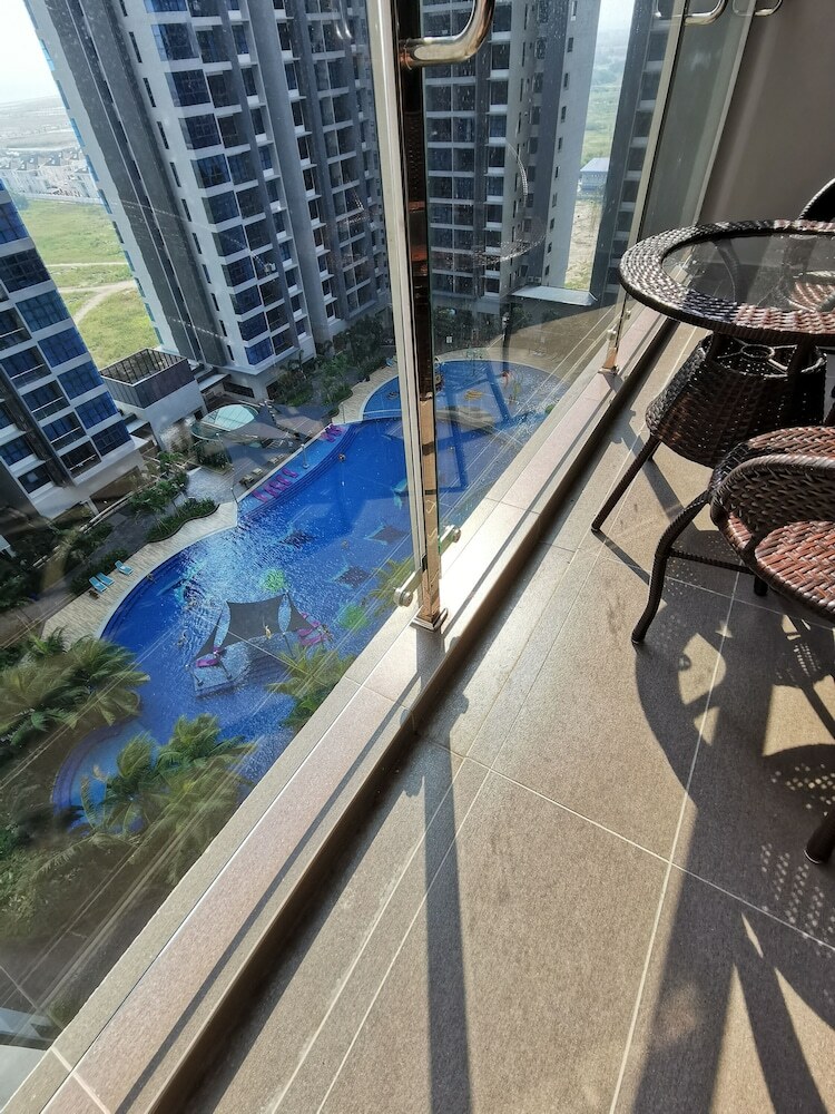 Thermospace Atlantis