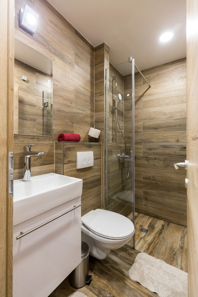 Hotel Apinelo Tower Rooms