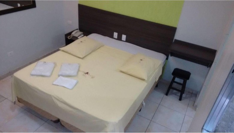 Center Plaza Hotel