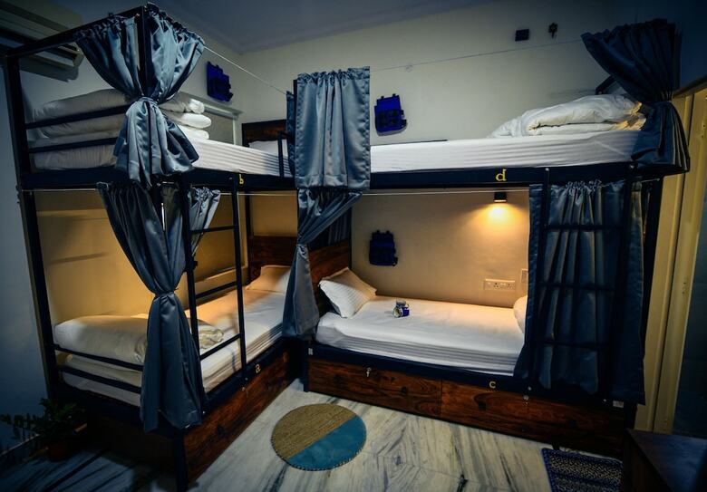 Hostal Hometales