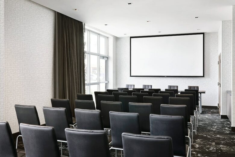 AC Hotel By Marriott Miami Airport West/doral