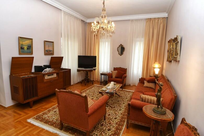 Apartamentos Athens Authentic Elegance