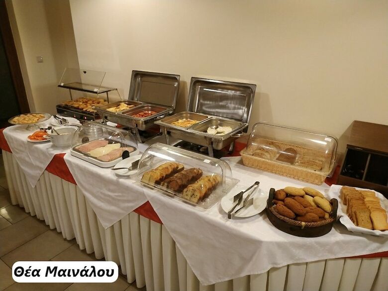 Hotel Thea Mainalou