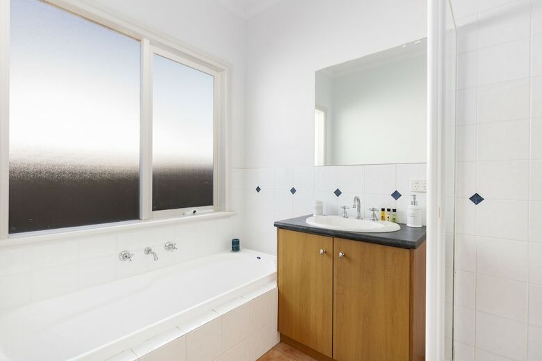 Tranquility In Cowes - Rejuvenate Stays