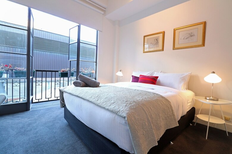 Apartamentos Majorca Magic Degraves Flinders Lane - Rejuvenate Stays