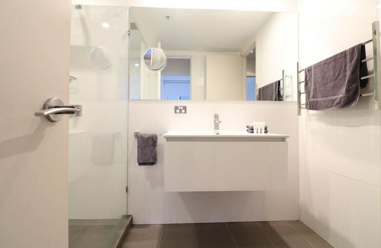 Apartamentos Majorca Magic Degraves Flinders Lane - Rejuvenate Stays