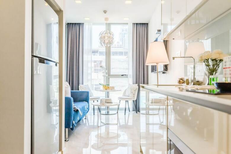 Hyde Sukhumvit 11 By Favstay