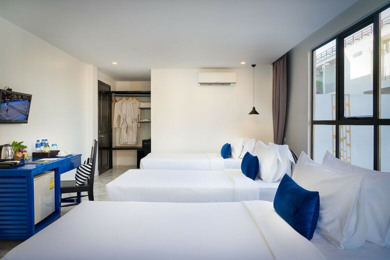 Popular Hotel & Spa
