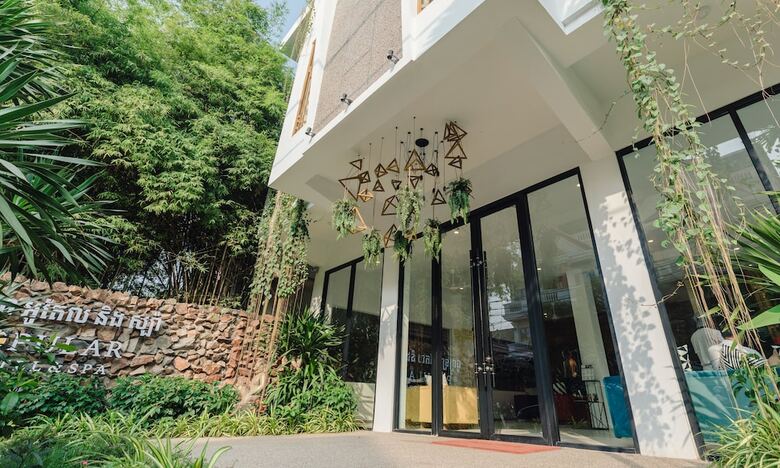 Popular Hotel & Spa