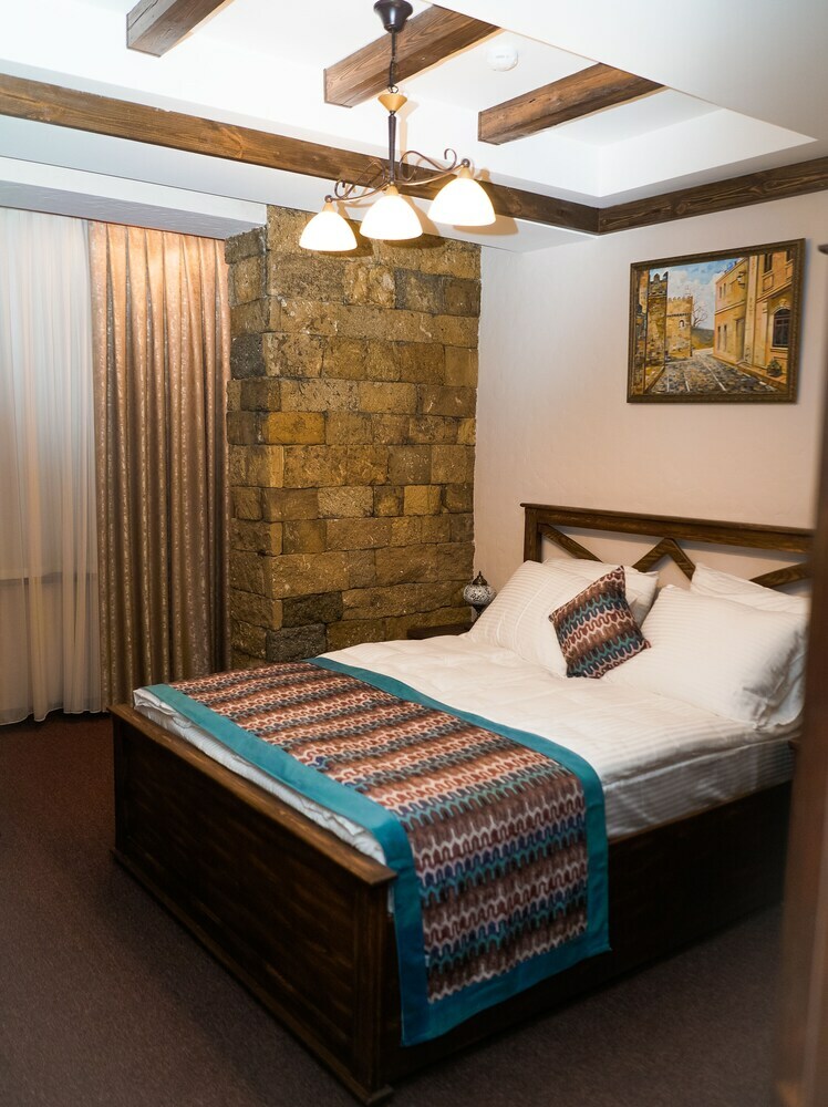 Maajid Hotel