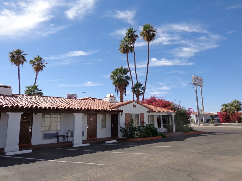 Historic Coronado Motor Hotel