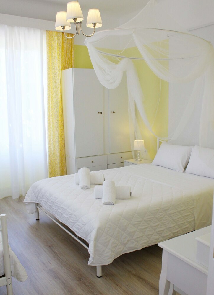 Apartamentos Yard Rooms